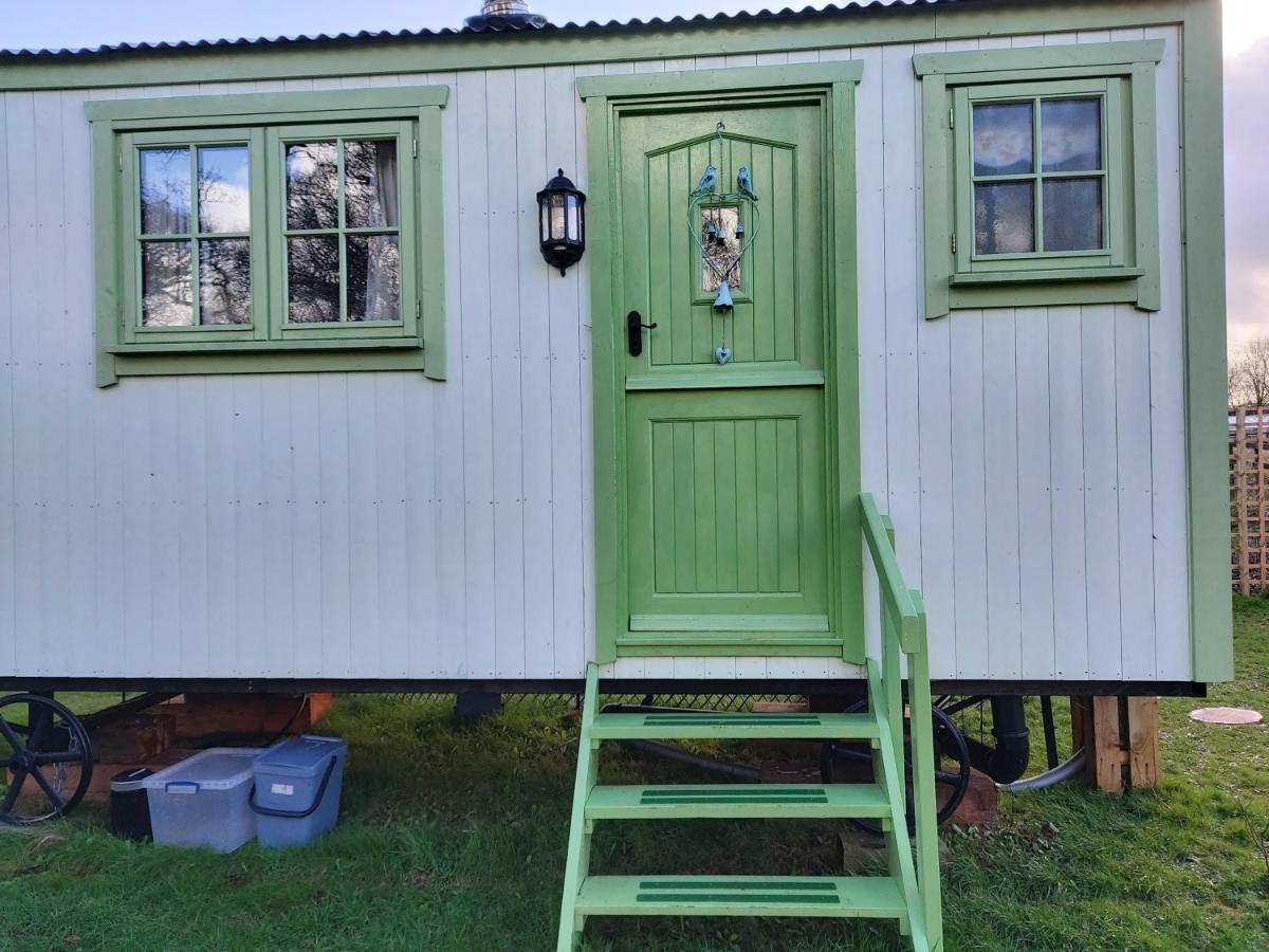 The Old Mill Shepherds Hut Okehampton Buitenkant foto