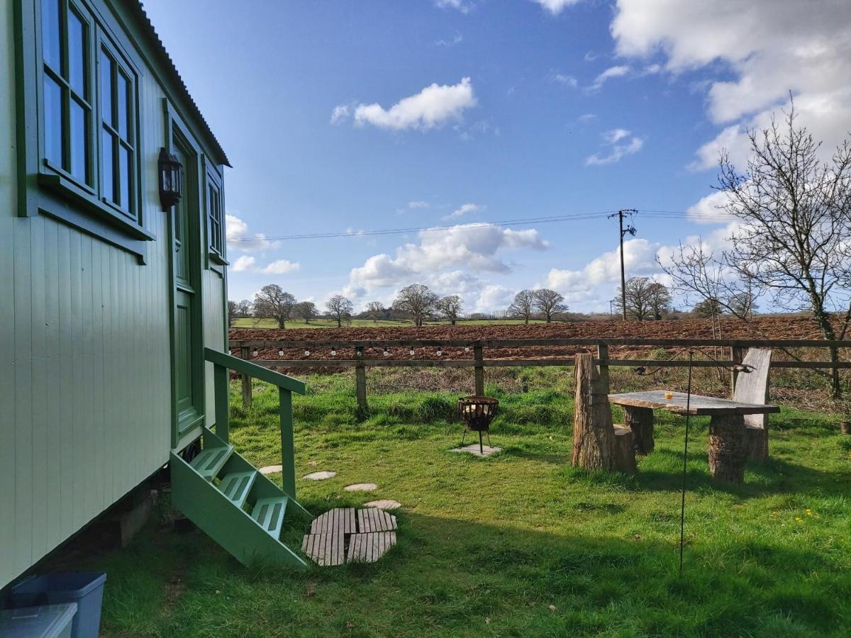 The Old Mill Shepherds Hut Okehampton Buitenkant foto